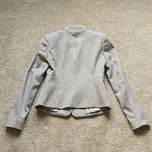 Theyskens' theory ladies wool nylon blend blazer . Brand new condition. Size 2 - Picture 5 of 12